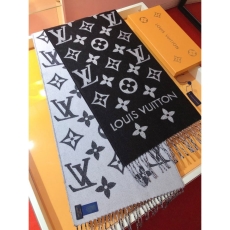 Louis Vuitton Scarf